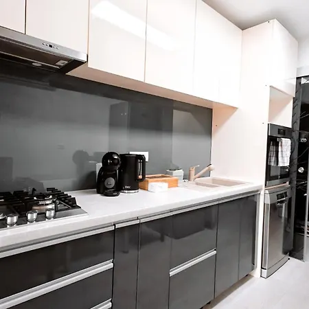 Hideout Cozy 2 Rooms Near Palas Mall & City Center, Warmy, Invoice Available, Parking Space, Ultracomfy Iasi Exterior photo